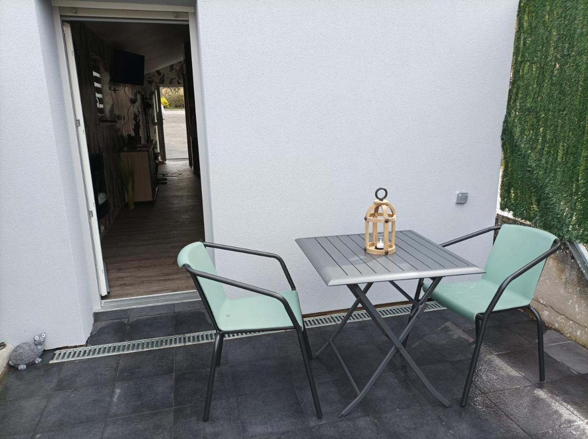 Le Nid Douillet D'Alsace Et Sa Balneo Villa Ottmarsheim ภายนอก รูปภาพ